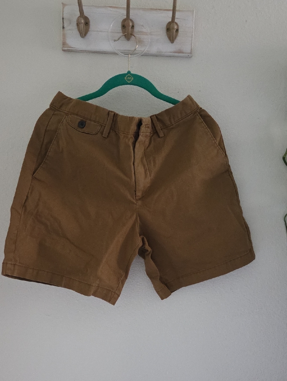 Banana Republic Men's Flat Front Chino Shorts in Brown